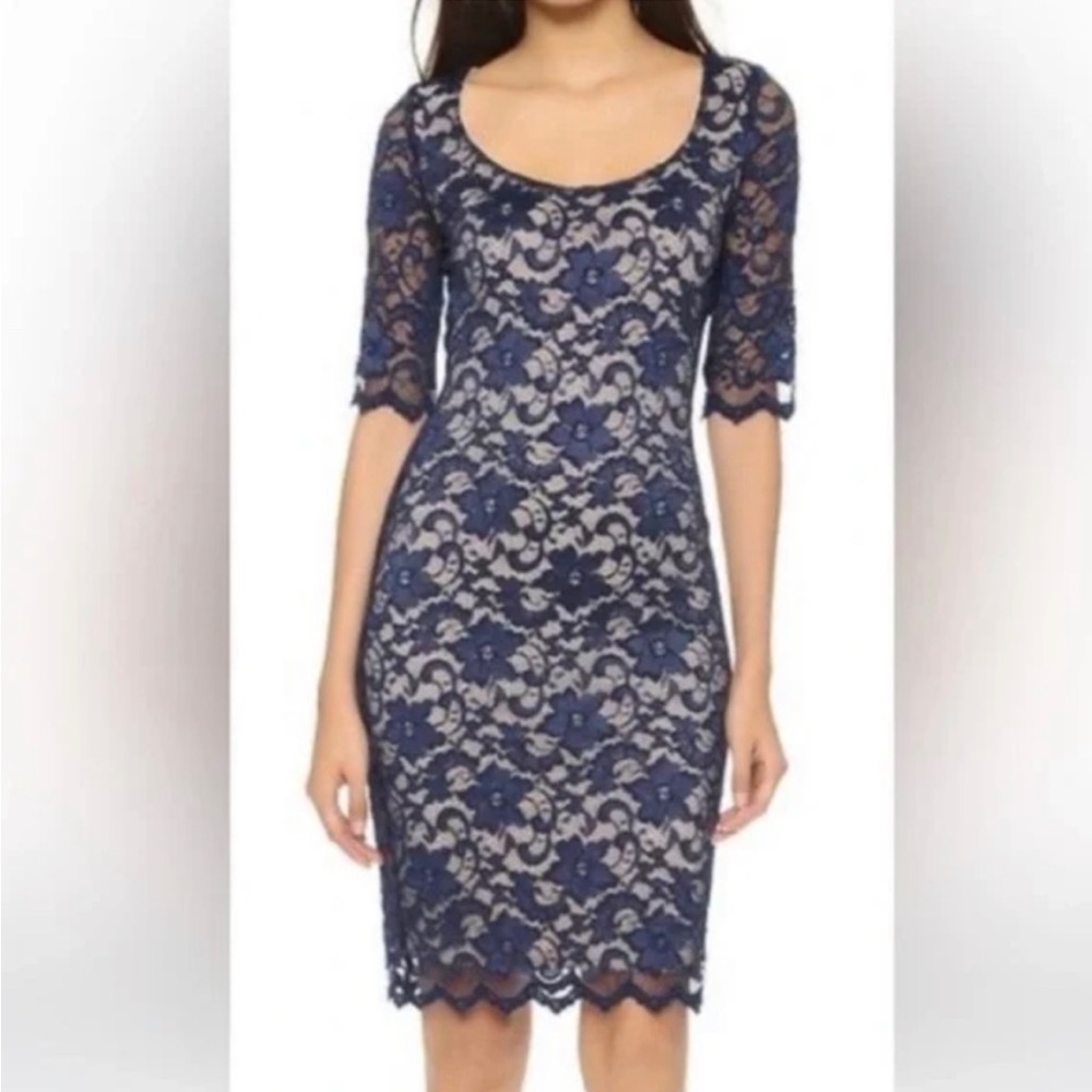 Badgley Mischka Belle navy overlay dress size 6